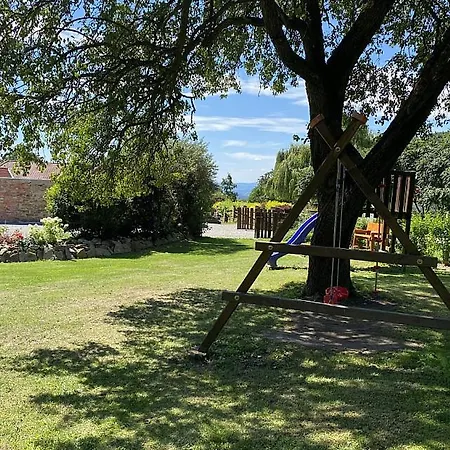 Cottage Apartments Проживание в семье Olesnik