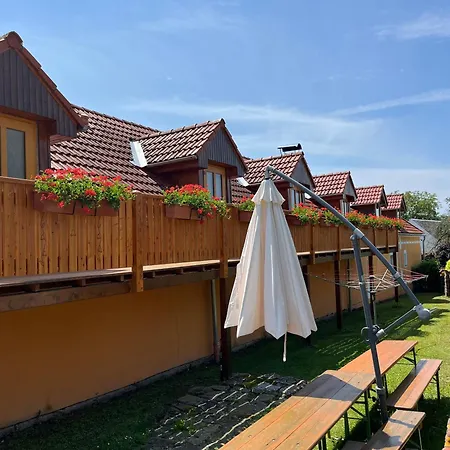 Cottage Apartments Homestay szállás